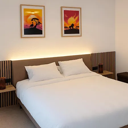 Premium Budget Apartment *